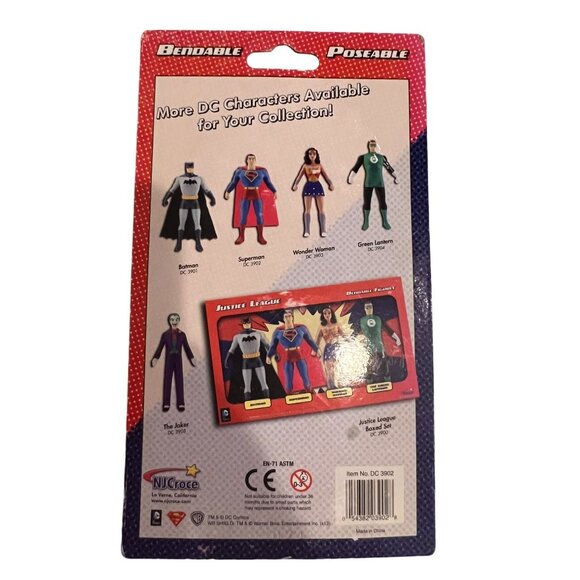 Vintage DC Comics Superman Bendable & Poseable Action Figure 5.5" Tall - Picture 2 of 2